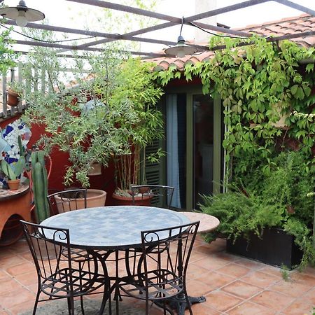 Grand Loft De Charme, Place Du Village A Thuir Exterior photo