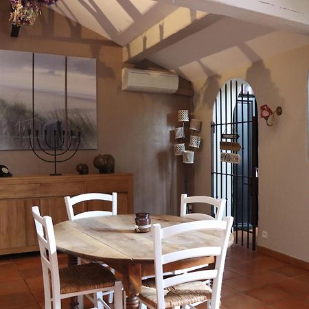 Grand Loft De Charme, Place Du Village A Thuir Exterior photo